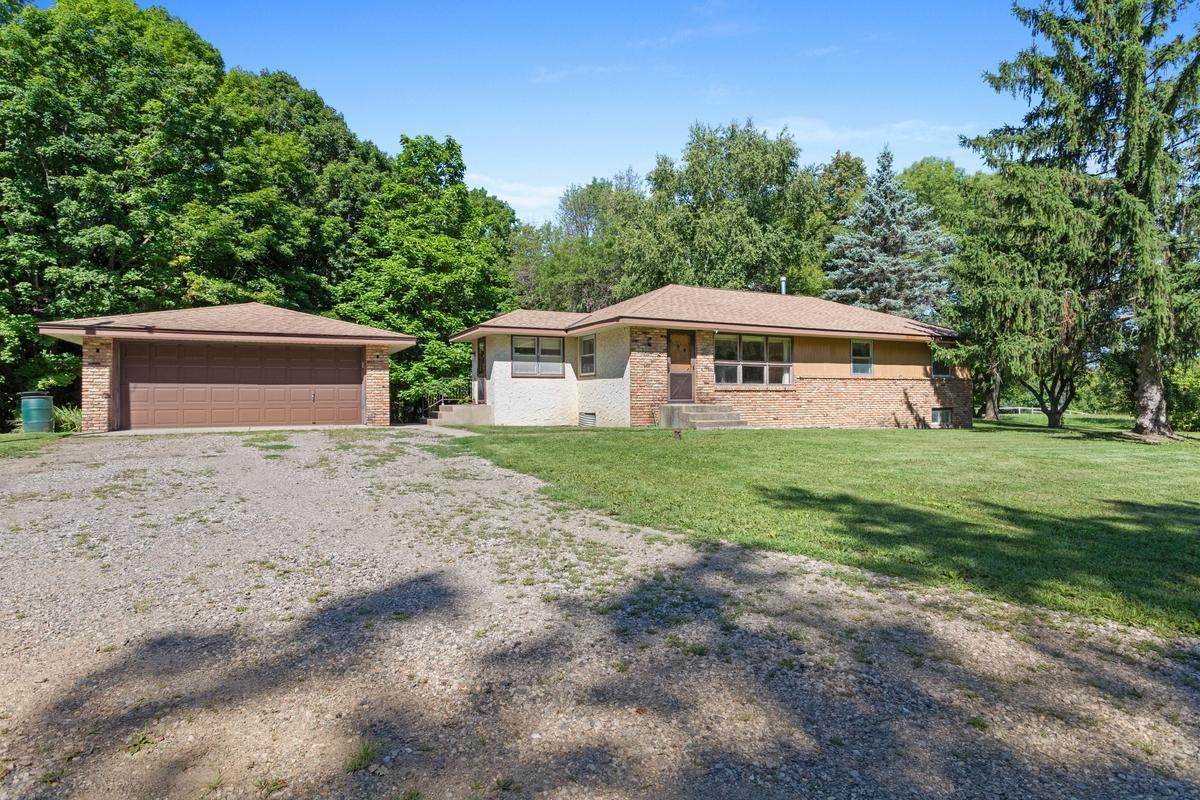 3275 Gabler Avenue - Photo 1
