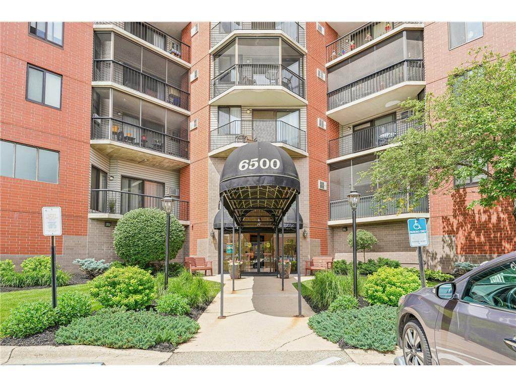 6500 Woodlake Drive - Photo 1