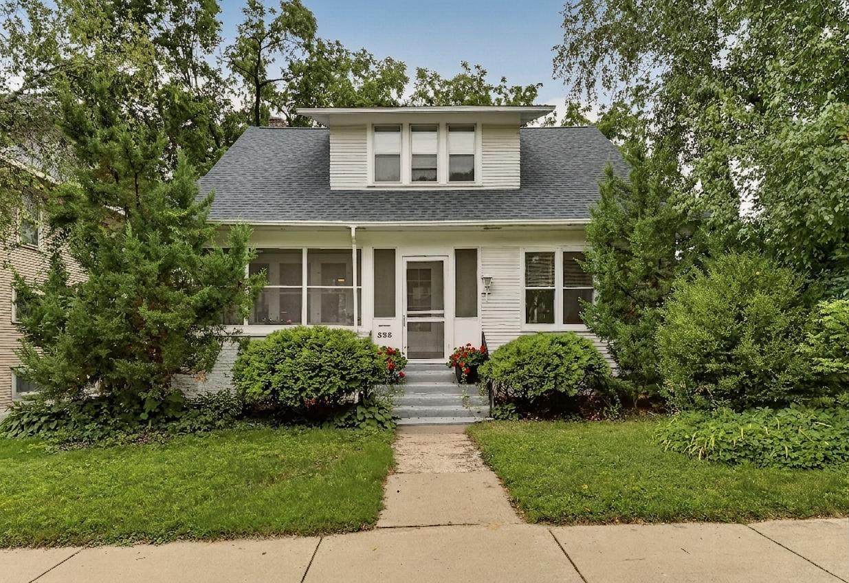 526 6th Street - Photo 1