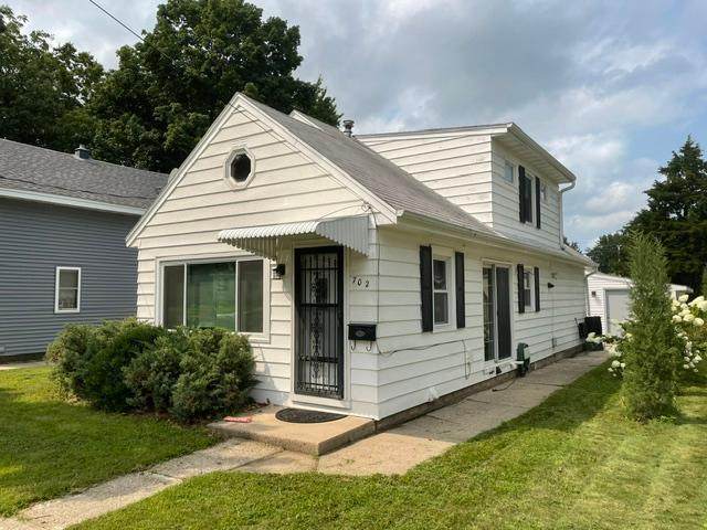 702 11th Avenue - Photo 1