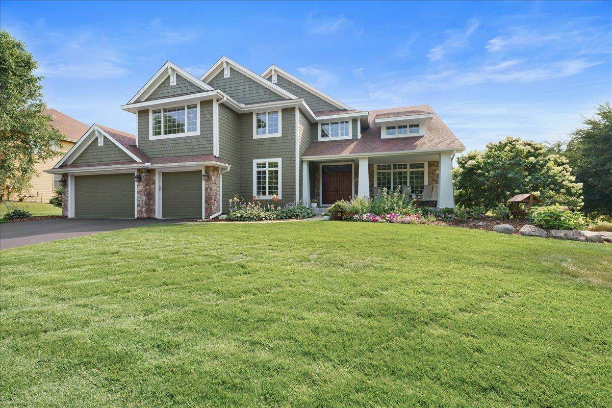 10614 Maple Boulevard - Photo 1
