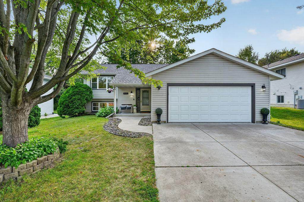 2635 Hydram Avenue - Photo 1