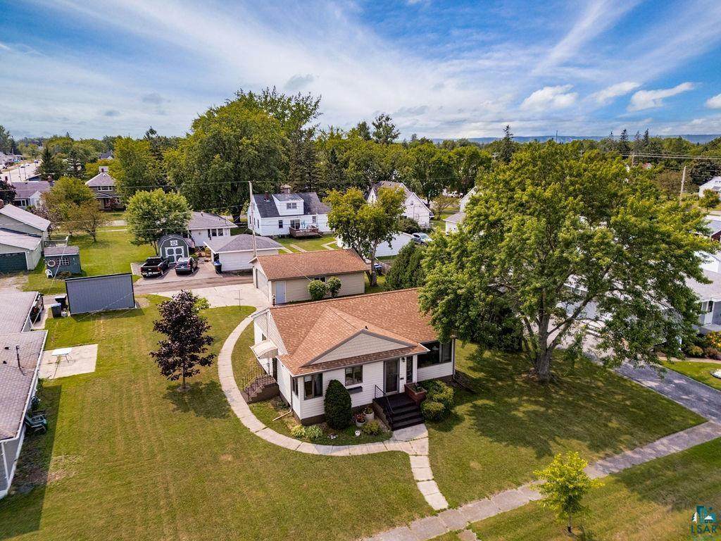 1724 3rd Street - Photo 1
