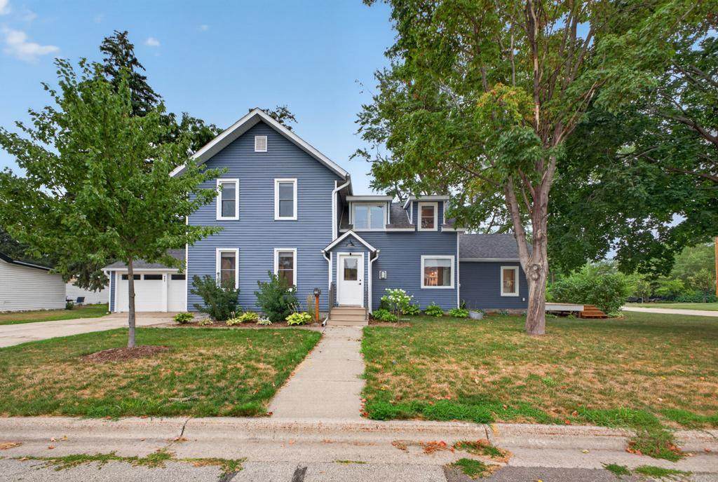 809 Prairie Street - Photo 1