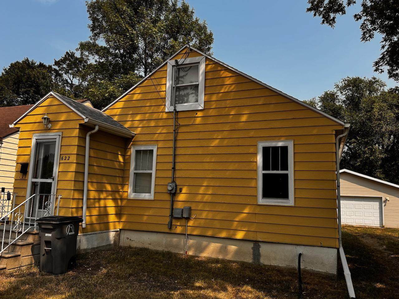 622 9th Street - Photo 1