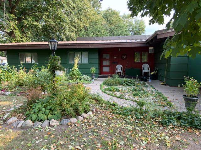 211 Dion Avenue - Photo 1
