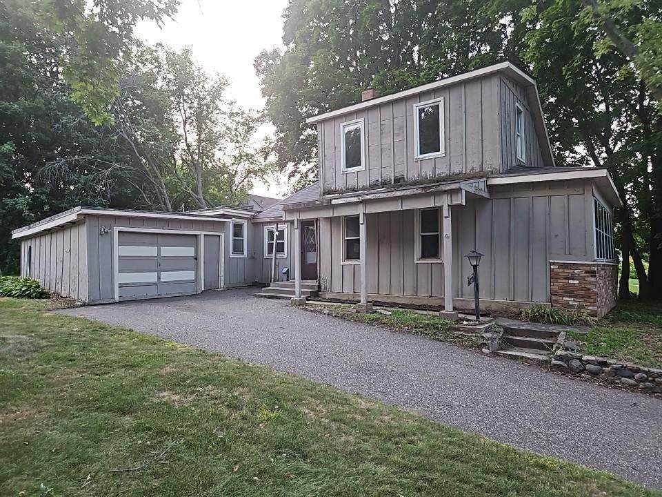 1069 Seminole Avenue - Photo 1