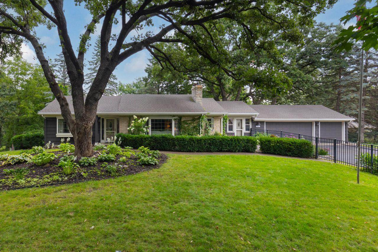 7030 Donlea Lane - Photo 1