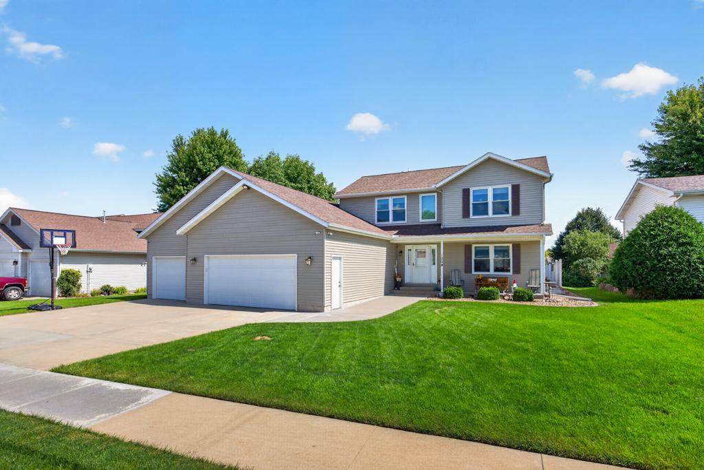 1008 Golfers Court - Photo 1