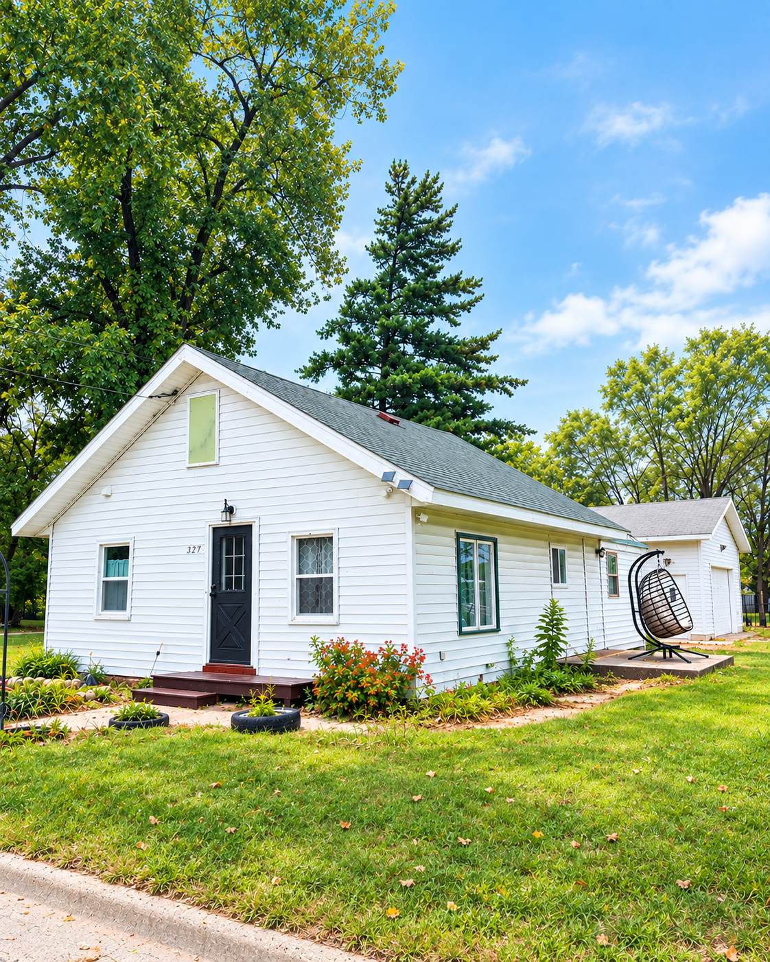 327 11th Street - Photo 1