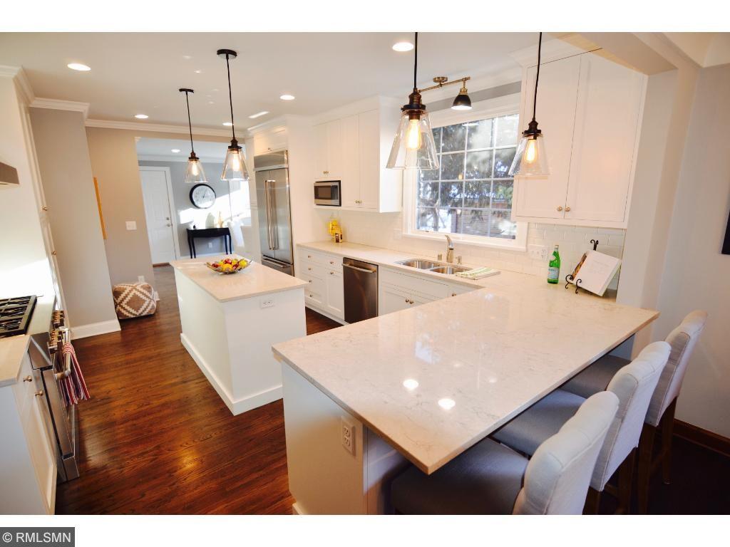 5309 Wooddale Avenue - Photo 1
