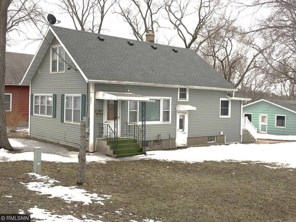 821 Benton Drive - Photo 1