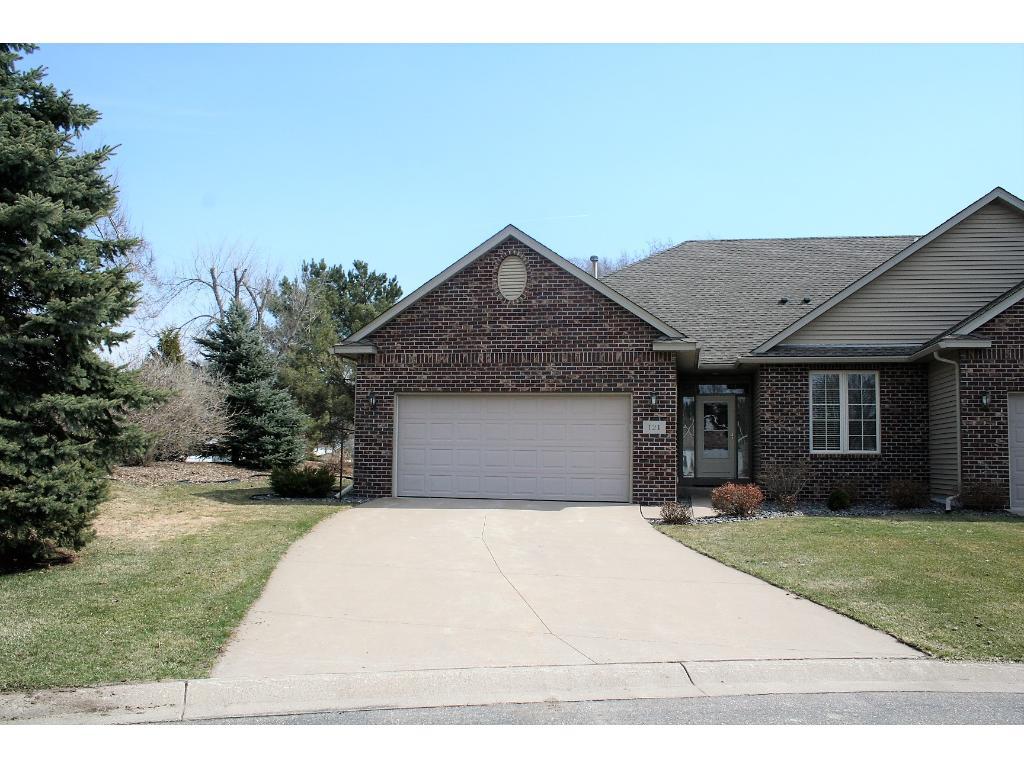 121 Northgate Circle - Photo 1