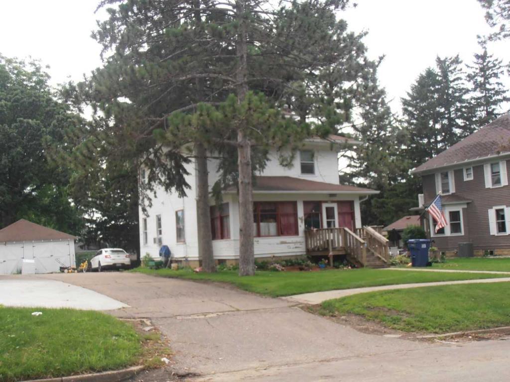 608 Red Wing Avenue - Photo 1