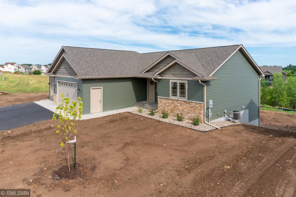 1727 Beaver Way - Photo 1
