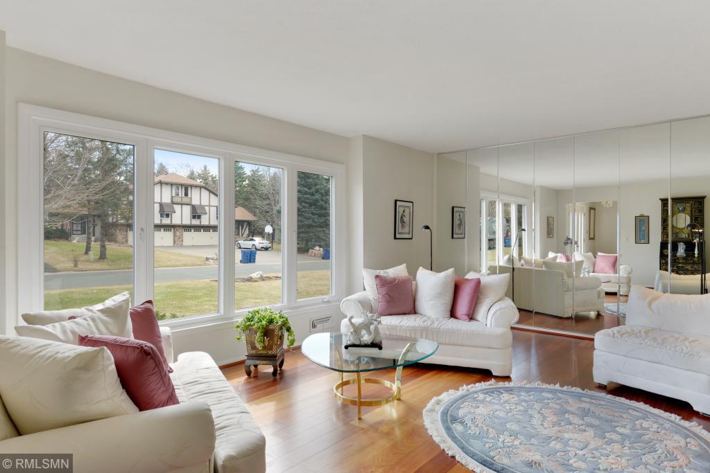 7300 Glouchester Drive - Photo 1