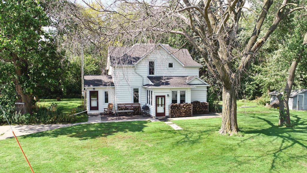 58552 276th Street - Photo 1