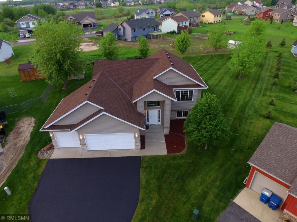 1716 Pear Court - Photo 1