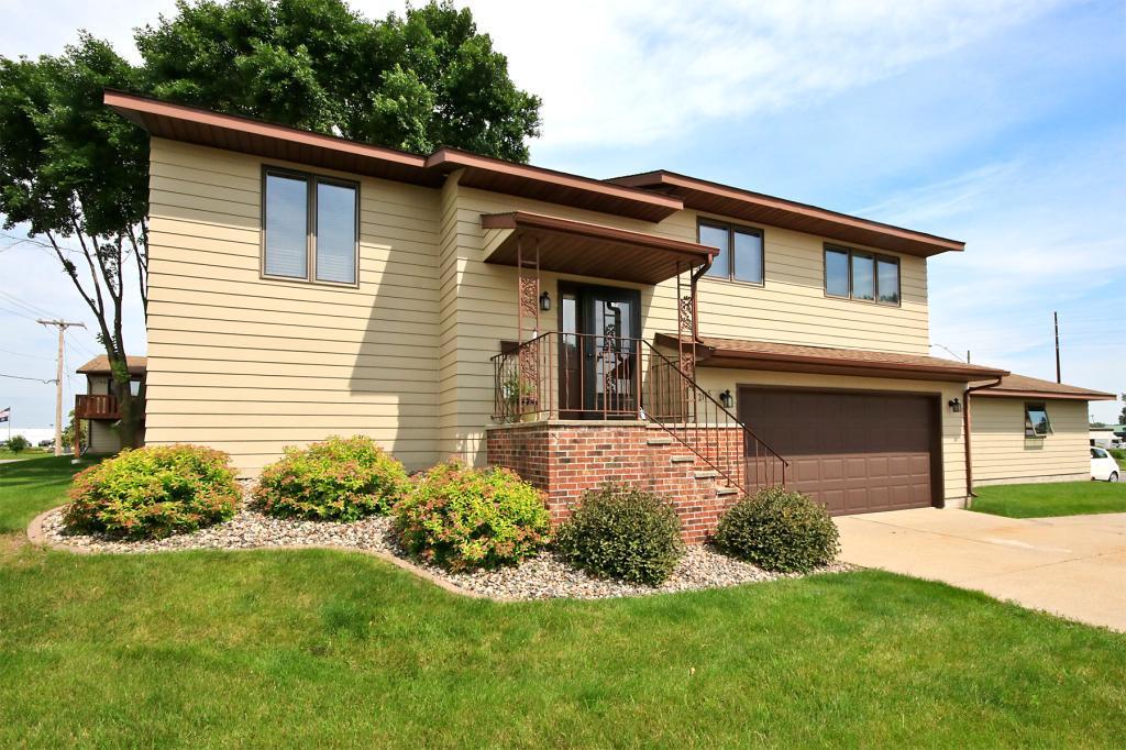 2105 9th Street - Photo 1