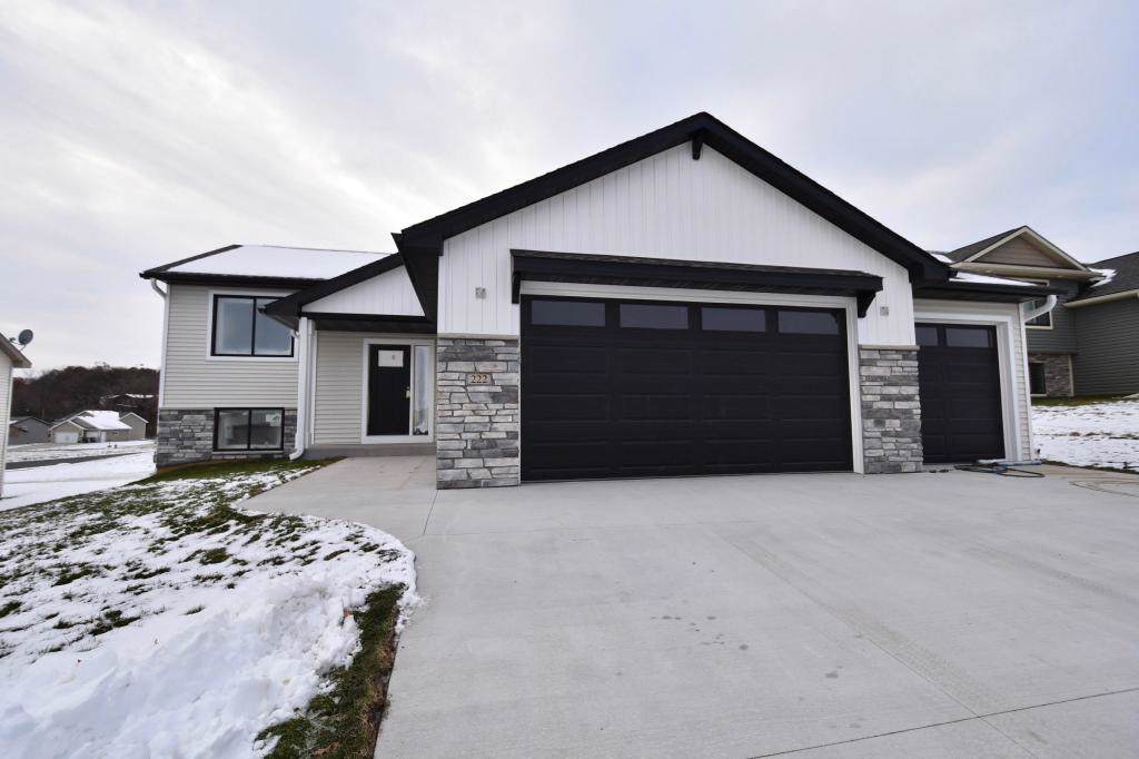 222 Keystone - Photo 1