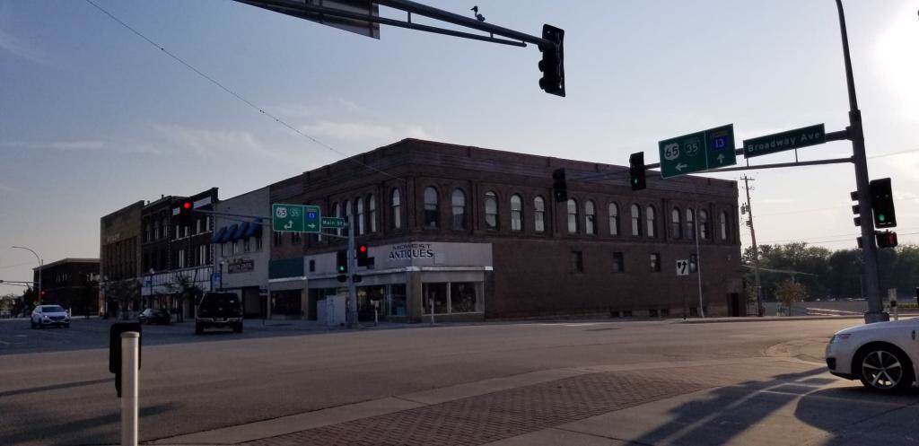 302 Broadway Avenue - Photo 1