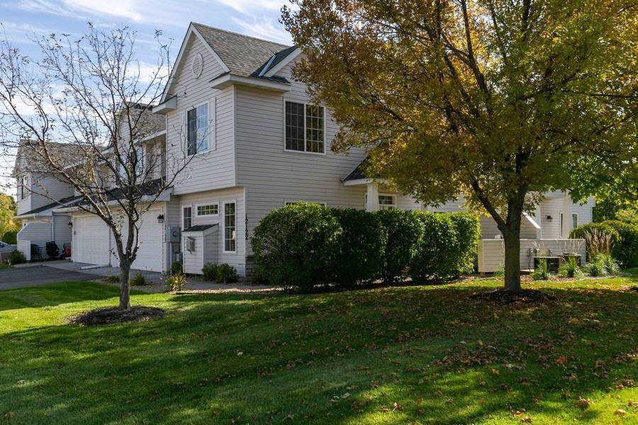 12122 Zealand Avenue - Photo 1