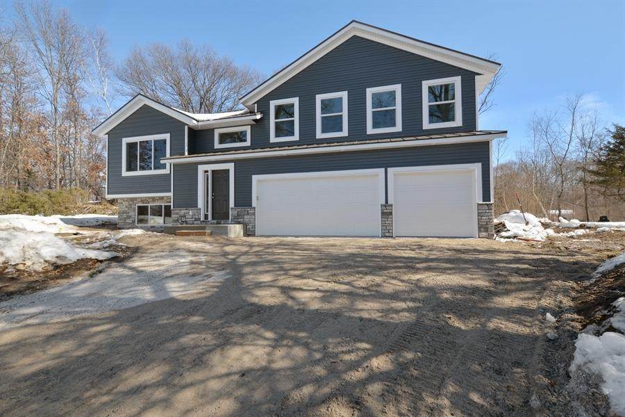 19514 Baldwin Street - Photo 1