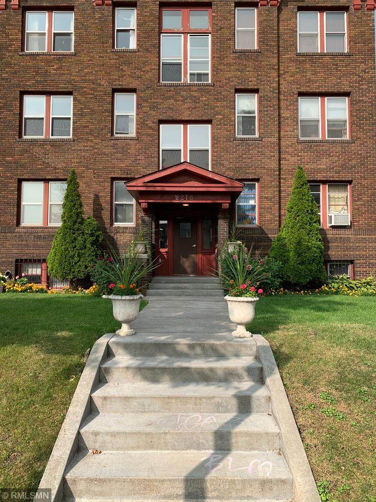 2218 Nicollet Avenue - Photo 1