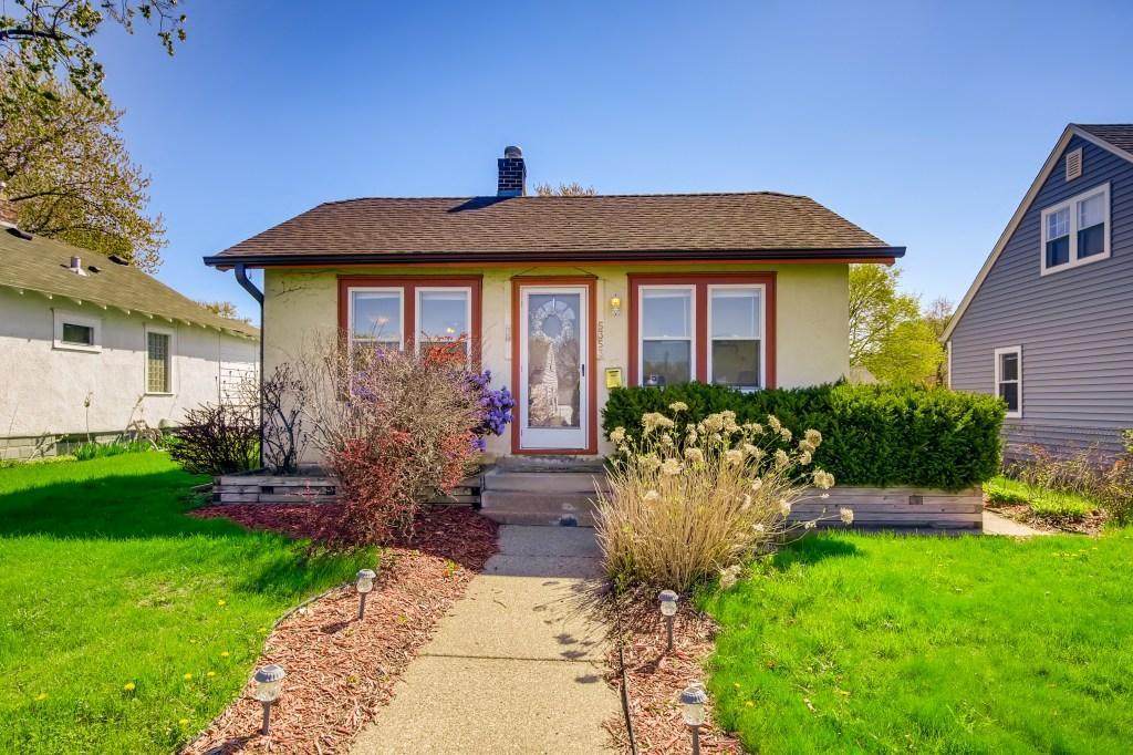 5353 Nokomis Avenue - Photo 1