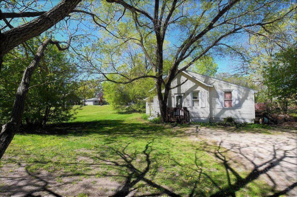 908 Linden Street - Photo 1