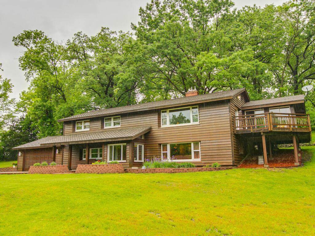 5733 Dumas Avenue - Photo 1