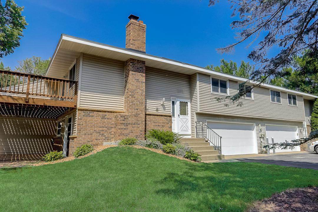 12301 Oak Leaf Court - Photo 1