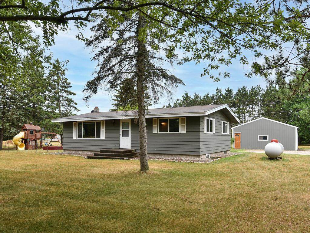 11262 173rd Avenue - Photo 1