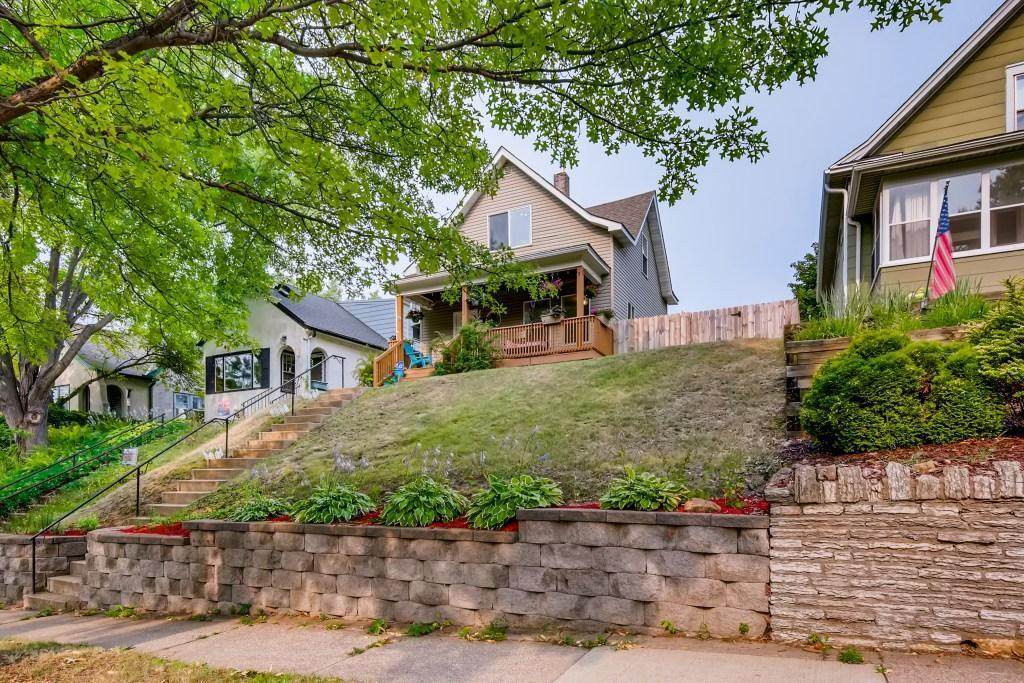 782 Stryker Avenue - Photo 1