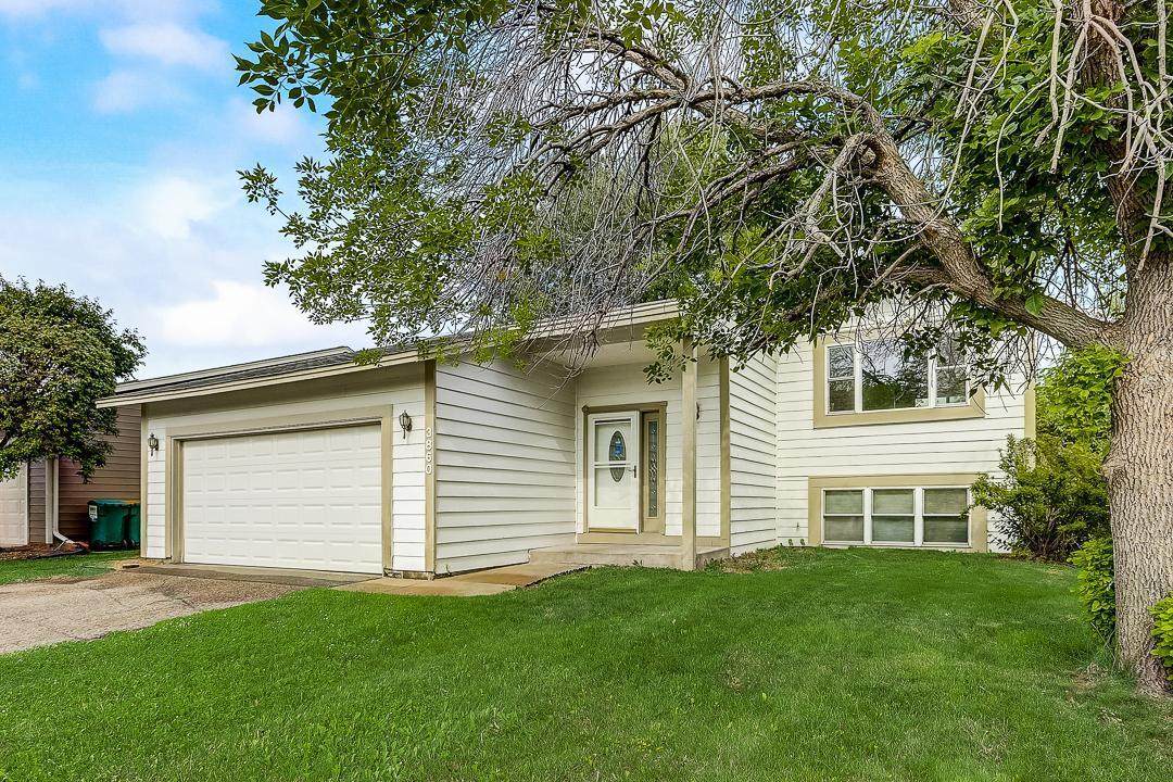 3860 Westbury Lane - Photo 1