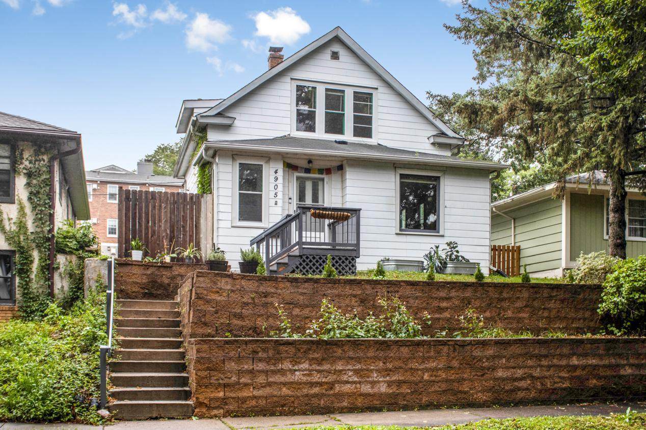 4905 Columbus Avenue - Photo 1