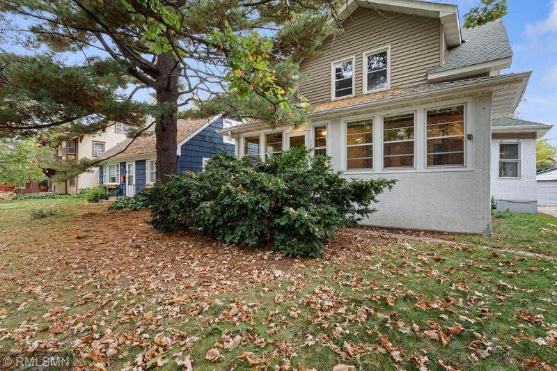 5041 43rd Avenue - Photo 1