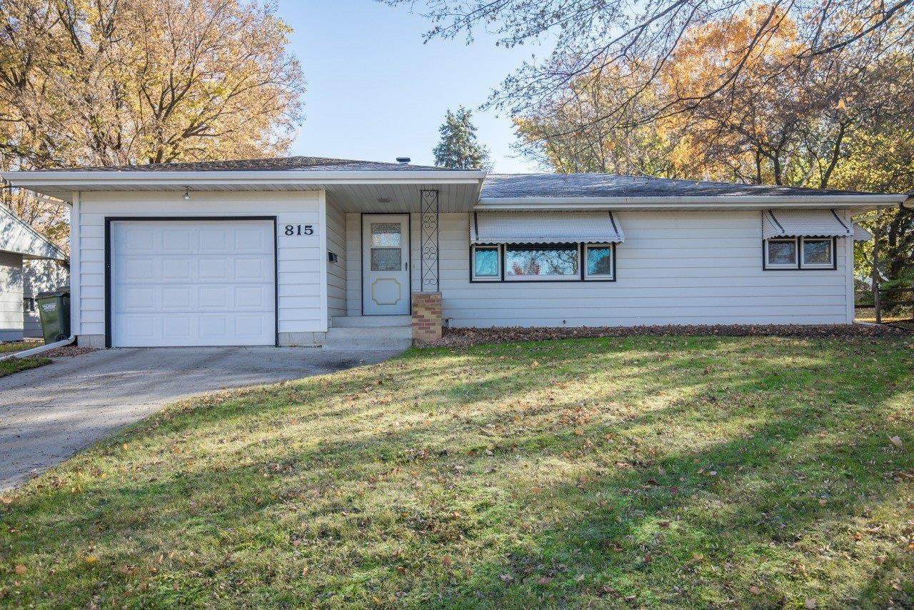 815 Grove Street - Photo 1