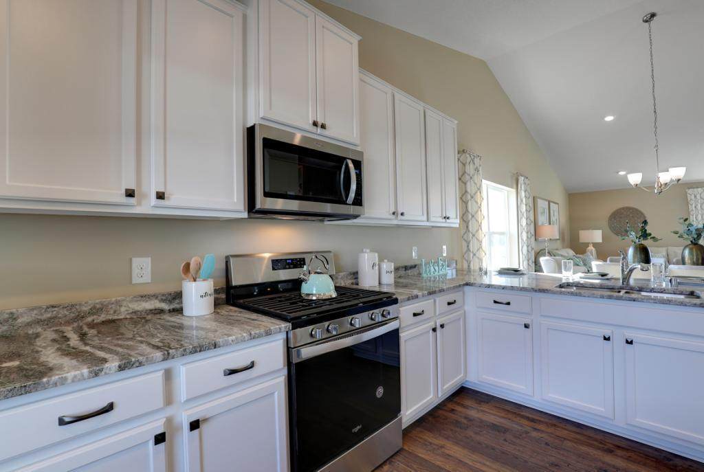 345 Freedom Lane - Photo 1