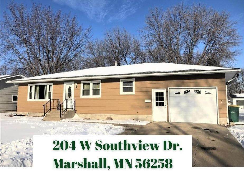 204 Southview Drive - Photo 1