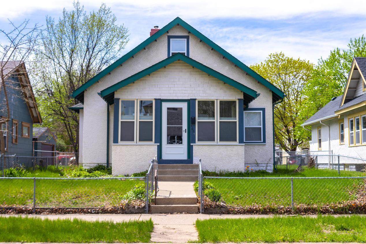 4647 Camden Avenue - Photo 1