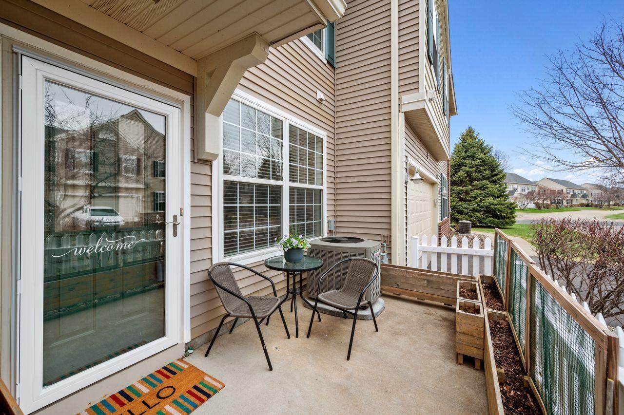 12175 Vermillion Street - Photo 1