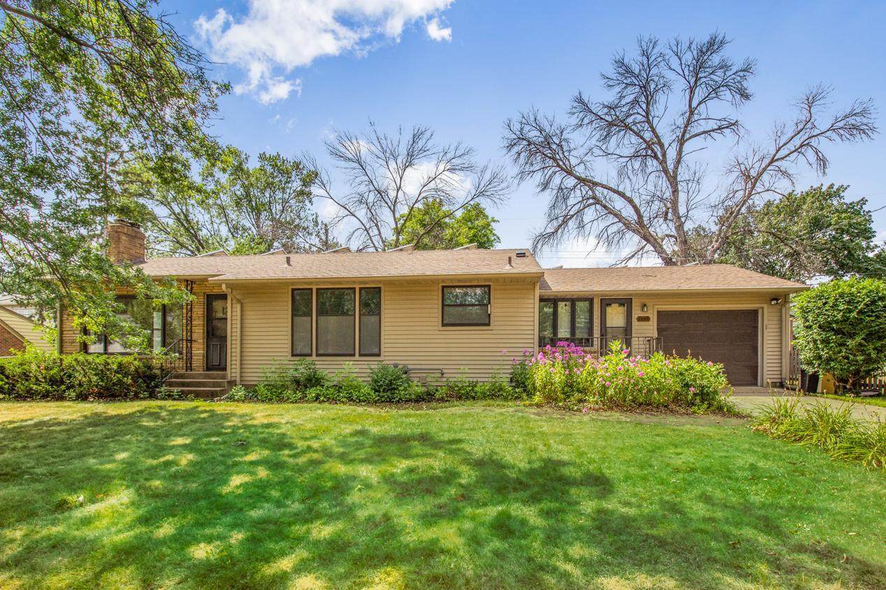 1735 Asbury Street - Photo 1