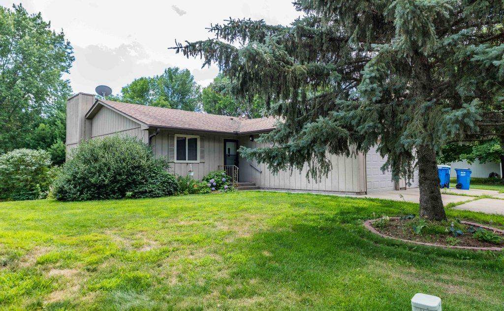 1573 2nd Avenue - Photo 1
