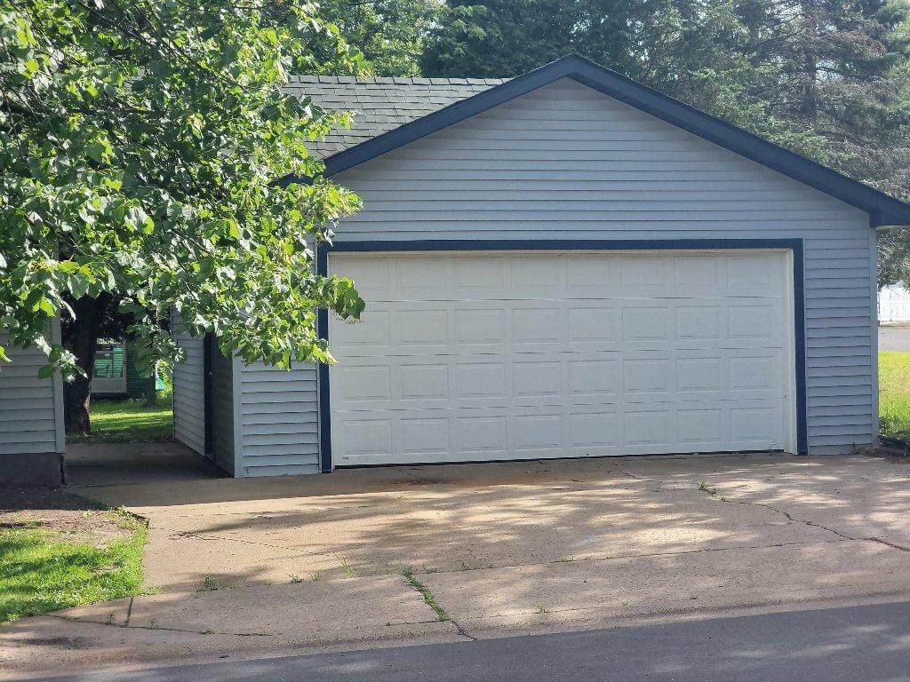1830 39th Street - Photo 1