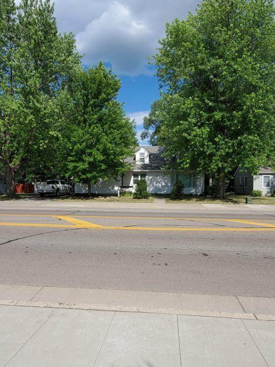 20670 Holyoke Avenue - Photo 1