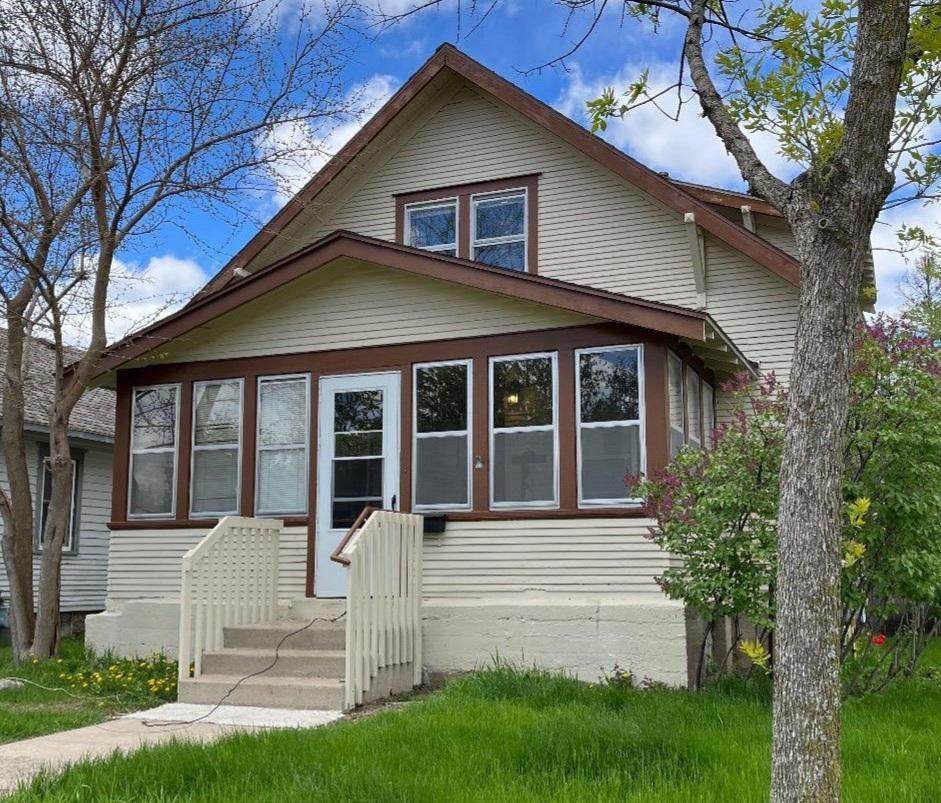 1001 15th Avenue - Photo 1