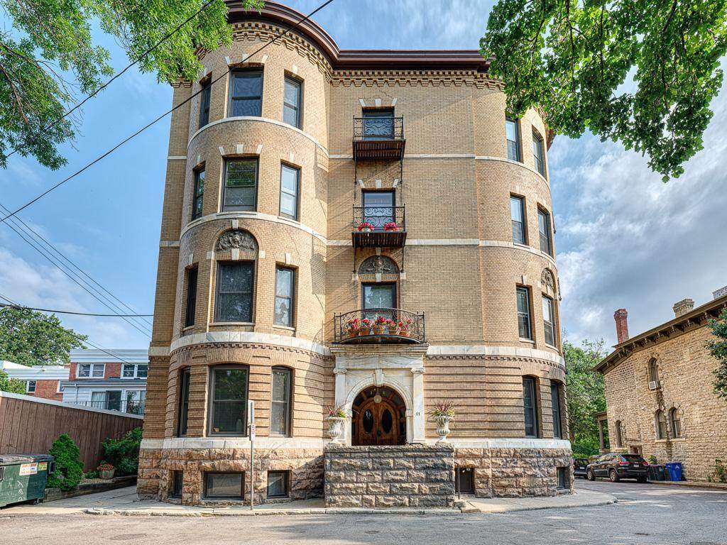11 Summit Court - Photo 1