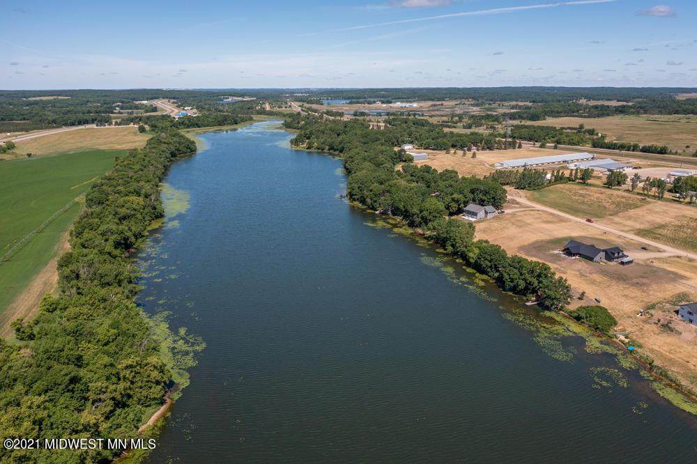 431 Walnut Avenue - Photo 1