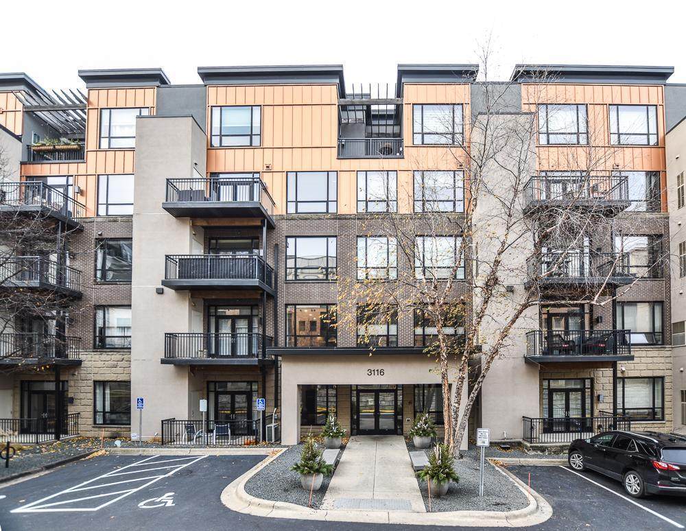 3116 Lake Street - Photo 1